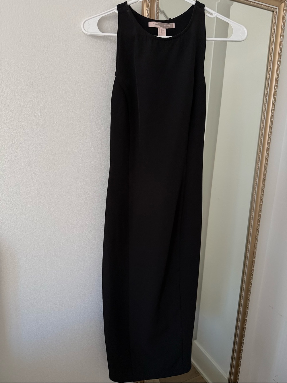 Forever 21 Black Sleeveless Maxi Dress